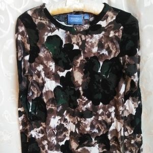 Simply Vera Wang long sleeves cotton small top